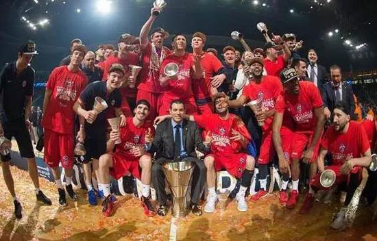 穆帅：我对足球的激情一直没变，也想象不了自己哪天会变（穆里尼奥：对足球的热爱从未减退，难以想象有一天会改变）