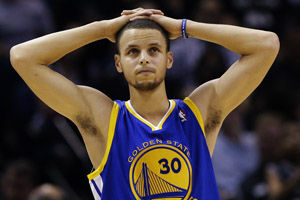 记者：申花本周二结束假期，重新集结备战今年的亚冠收官战（记者：申花将于本周二收假再度集结，备战今年亚冠收官战）